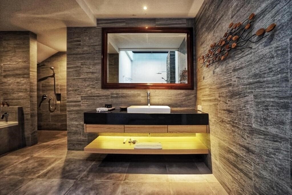 Фото The Cakra Hotel 3*
