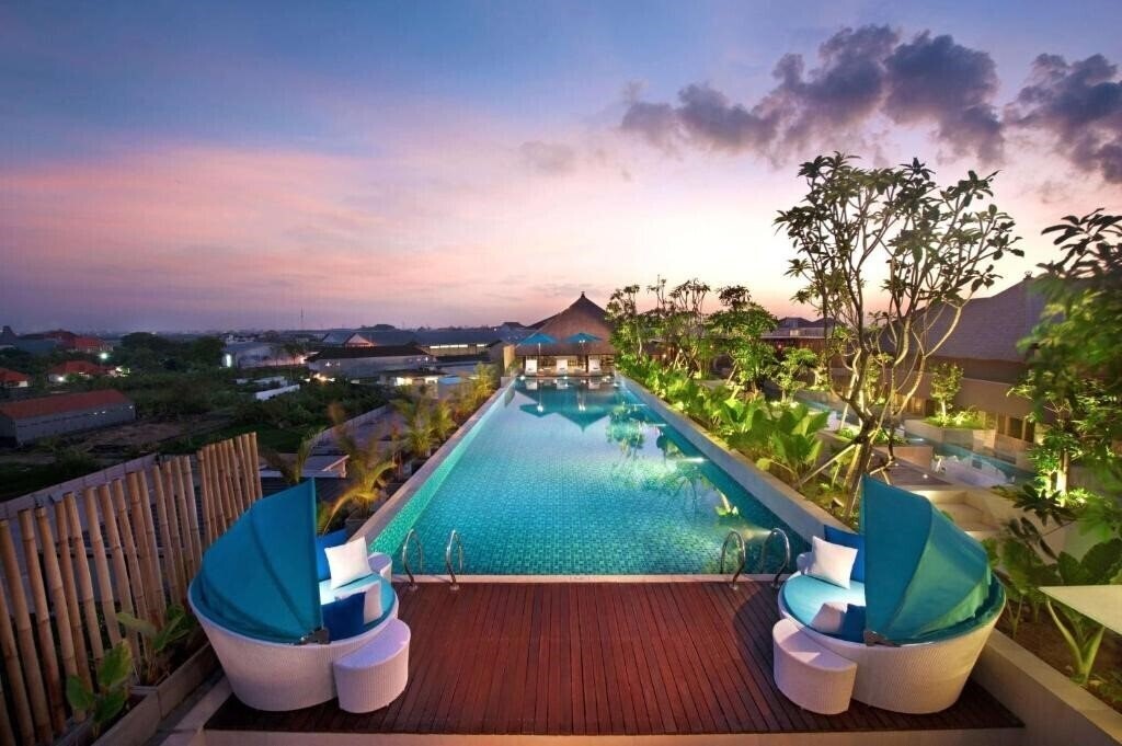 Изображение Ramada By Wyndham Bali Sunset Road Kuta 4*
