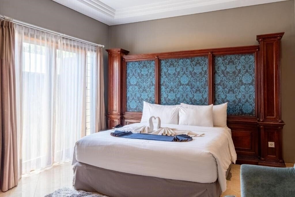 Отель Omatha Village 3*