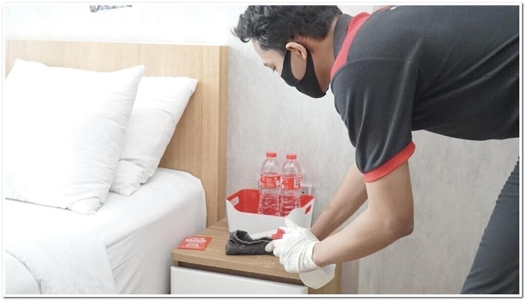 Картинка Reddoorz @ Radio Dalam 2*