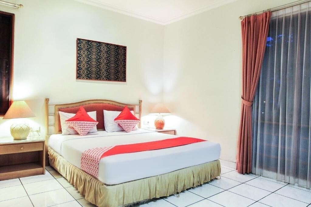 Фото Oyo 123 Puri Lotus 2*