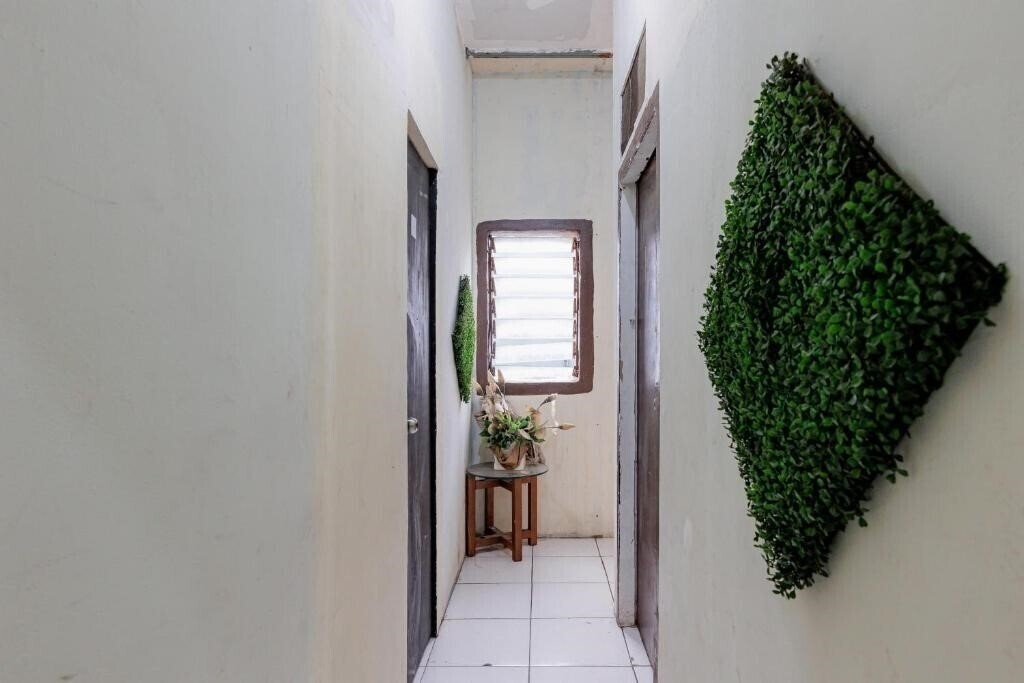 Фотография Oyo 160 Lontar Residence 2*