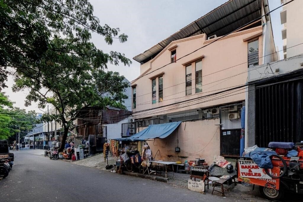 Картинка Oyo 160 Lontar Residence 2*