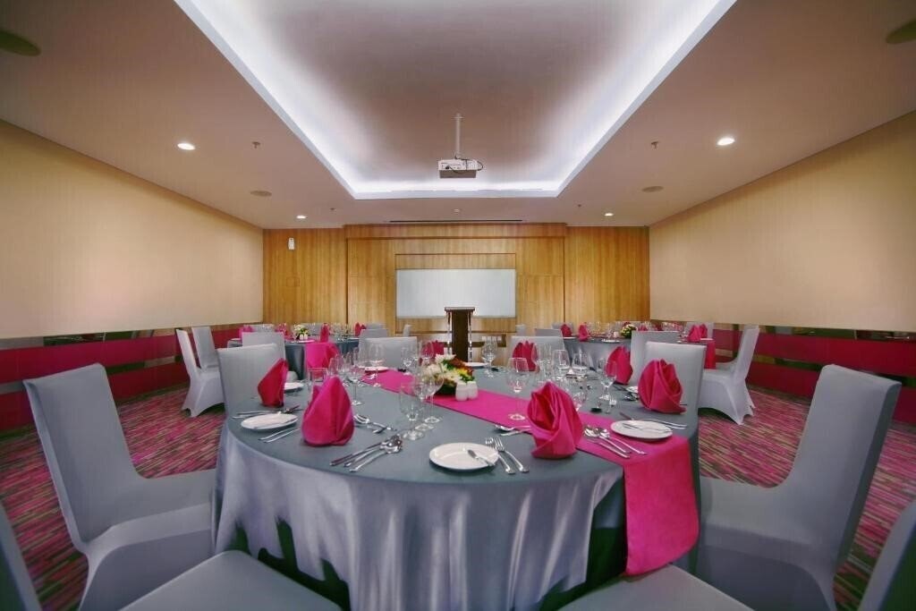 Картинка Favehotel Ltc Glodok 2*