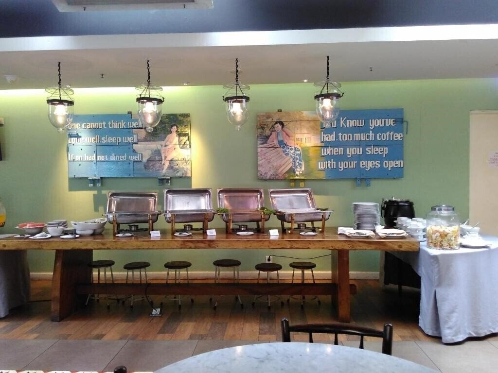 Фото Favehotel Melawai 3*