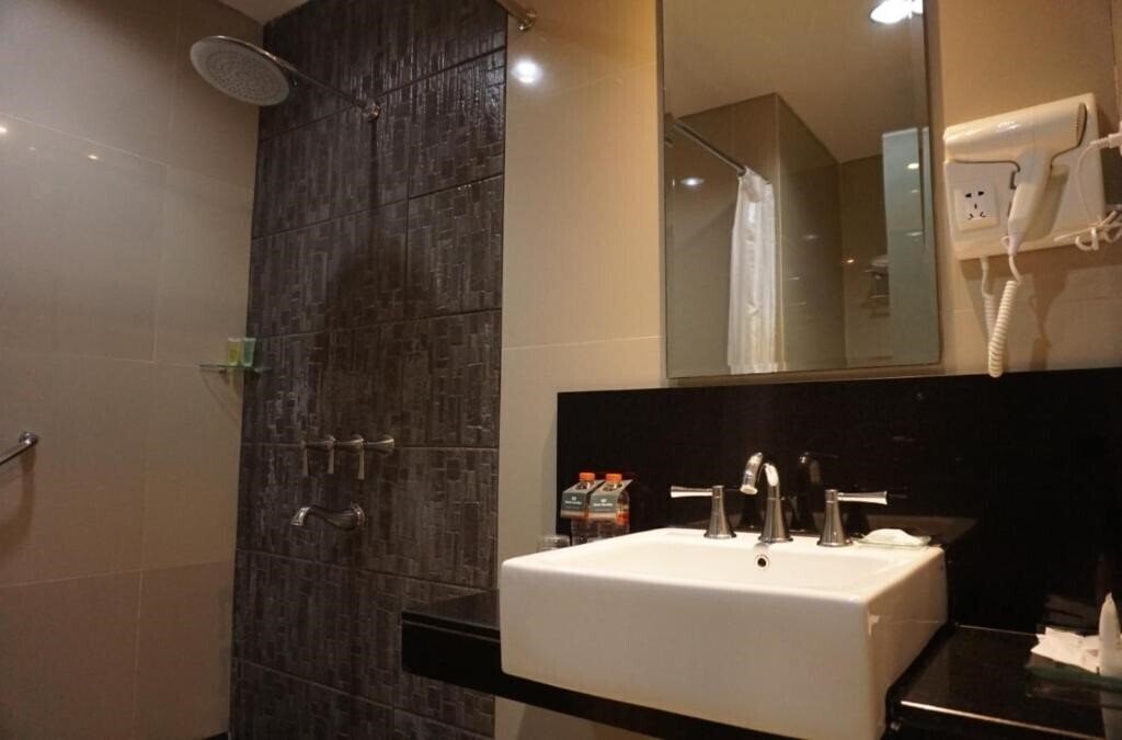 Фотография Hotel Santika Kelapa Gading 3*