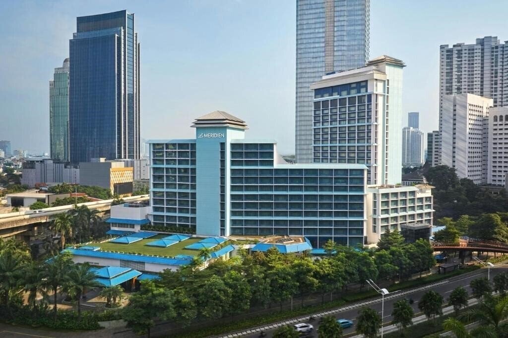 Готель Le Meridien Jakarta 4*