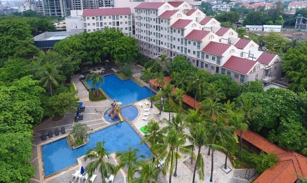 Фото Discovery Hotel Convention Ancol 4*