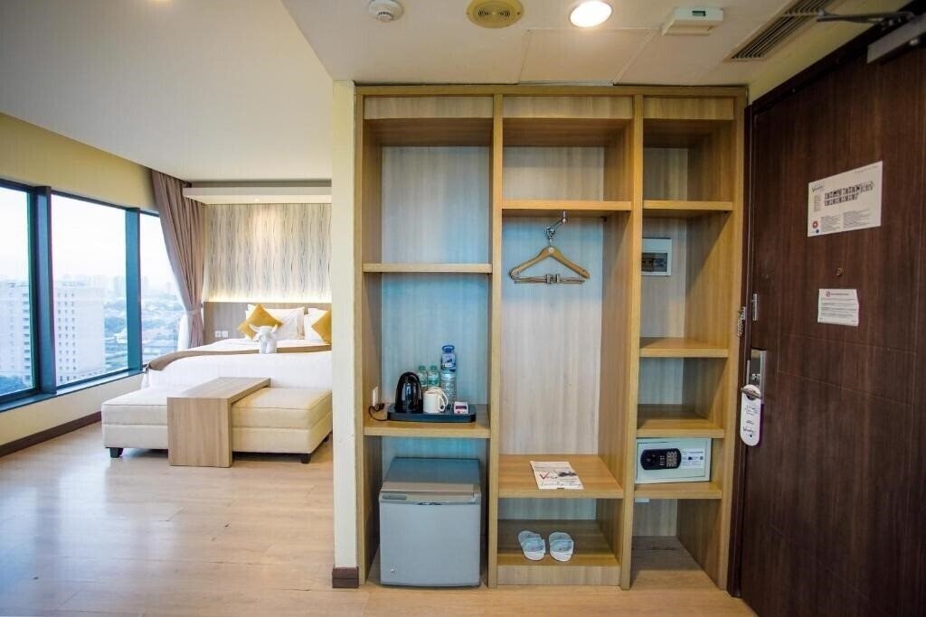 Фото Vasaka Hotel Jakarta 4*