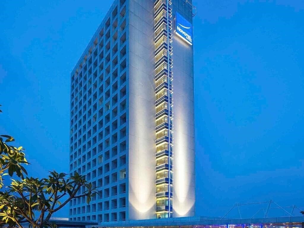 Отель Novotel Tangerang 4*