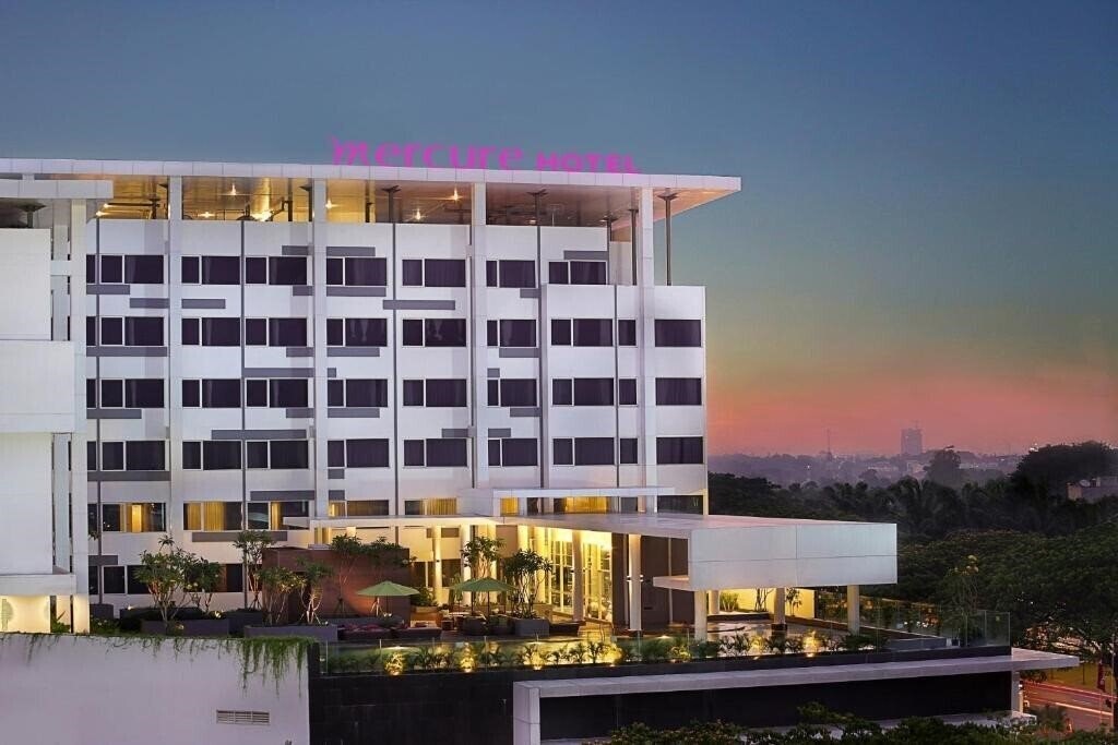 Фото Mercure Serpong Alam Sutera 4*