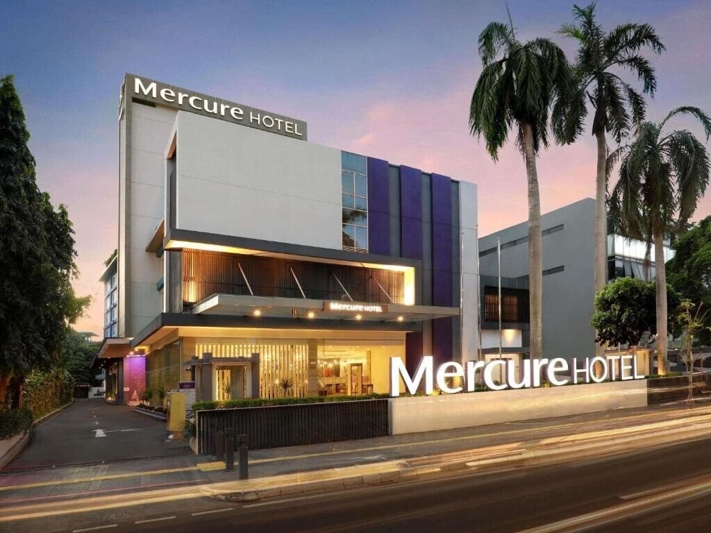 Готель Mercure Jakarta Cikini (ex. Mercure Hotel Cikini) 4*