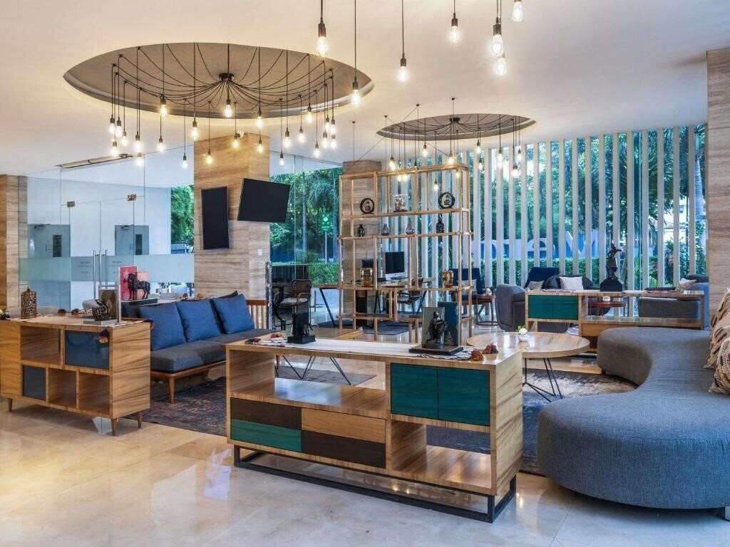 Фото Mercure Jakarta Cikini (ex. Mercure Hotel Cikini) 4*