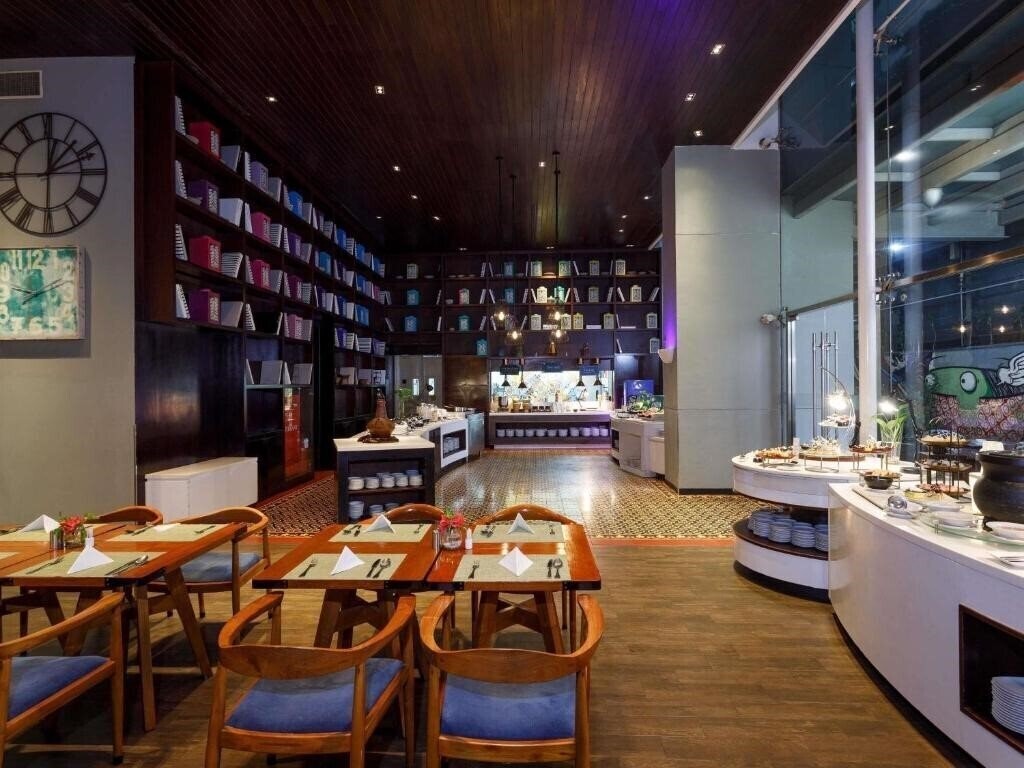 Фото Mercure Jakarta Simatupang 4*