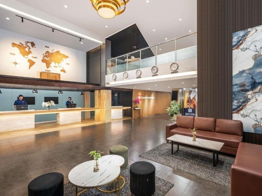 Отель Ibis Gading Serpong 3*
