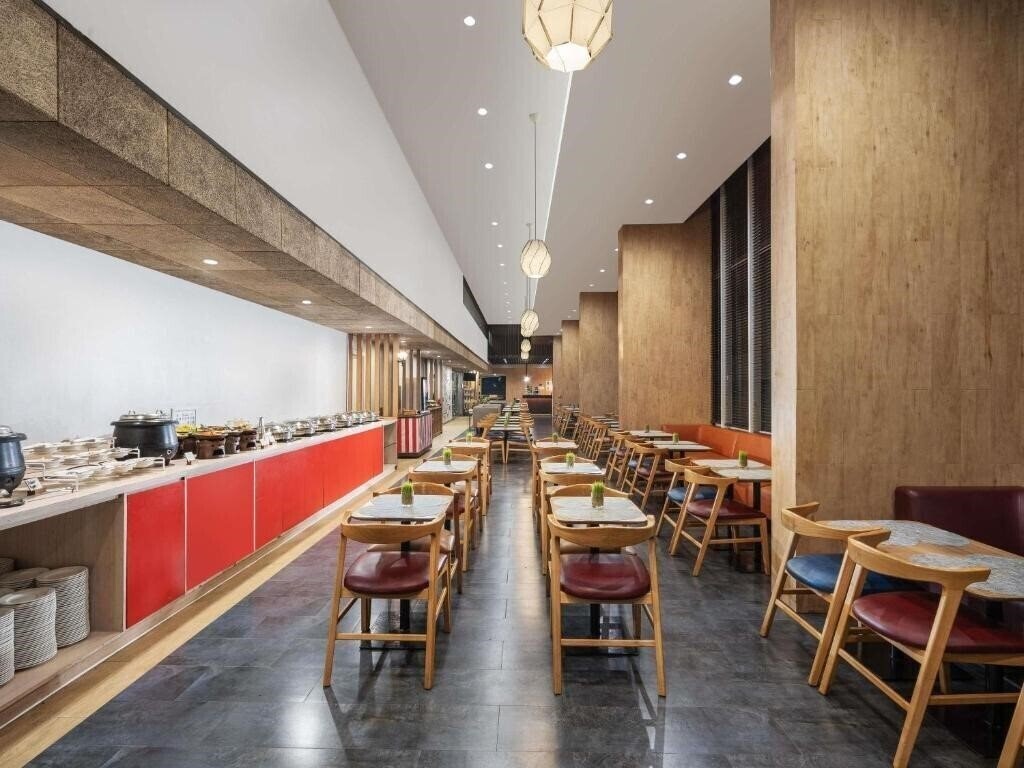 Изображение Ibis Gading Serpong 3*