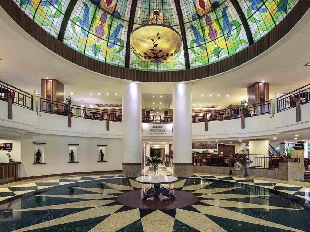 Фото Mercure Jayakarta Kota 4*