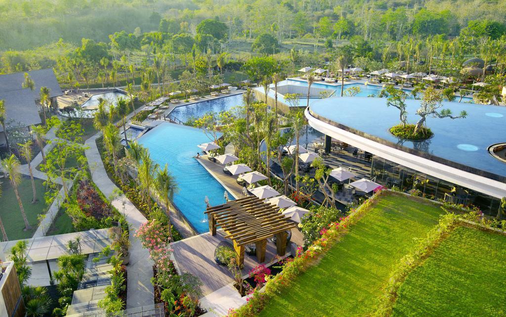 Готель Rimba Jimbaran 5*