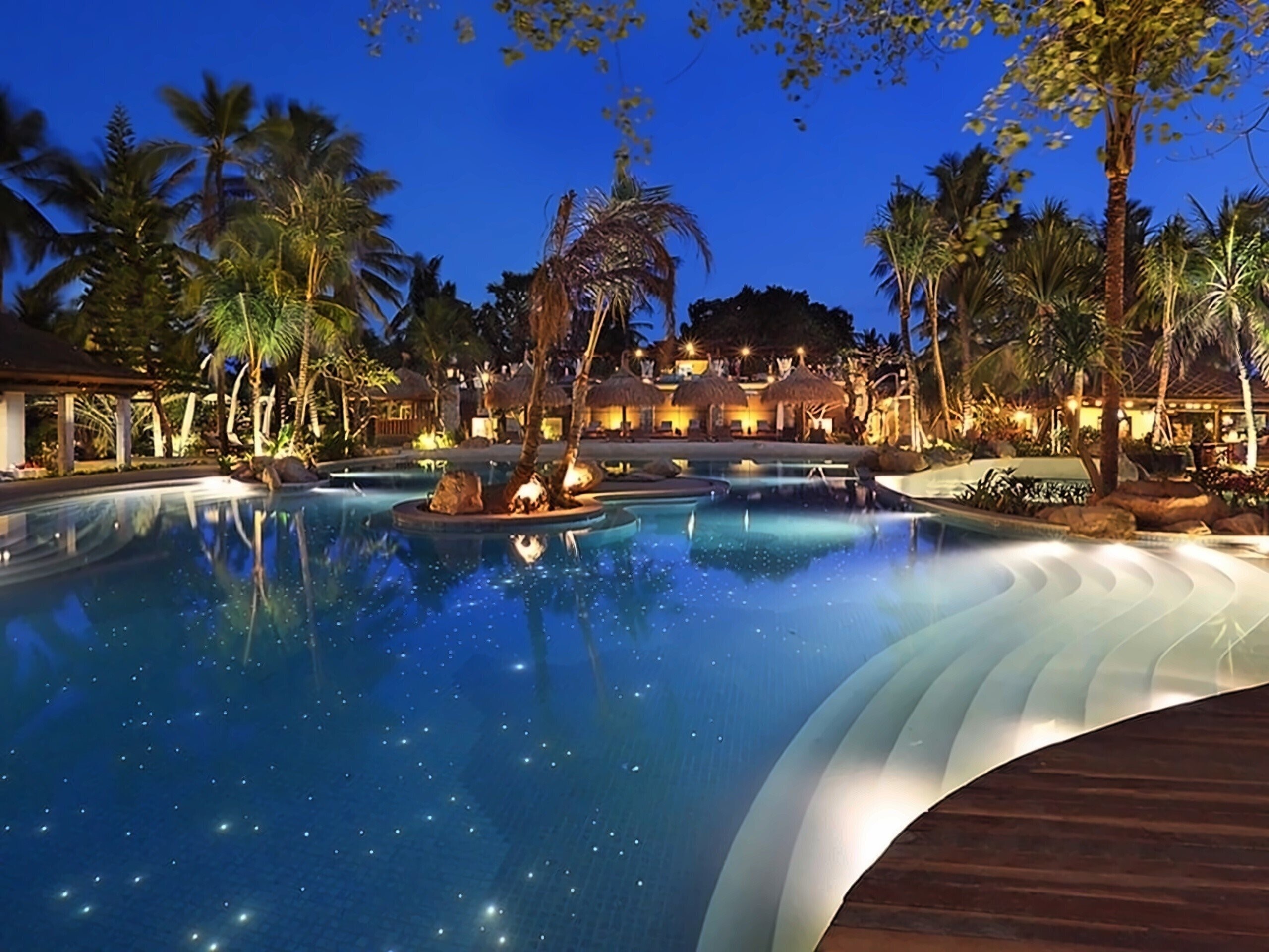Готель Bali Mandira Beach Resort & SPA 4*