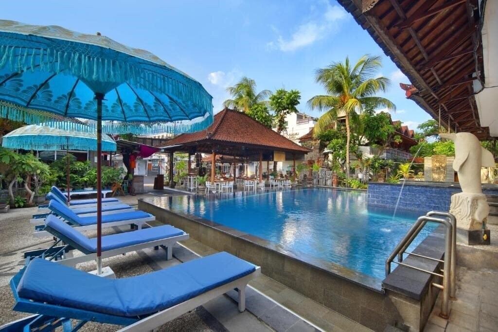 Готель Legian Village Hotel 3*