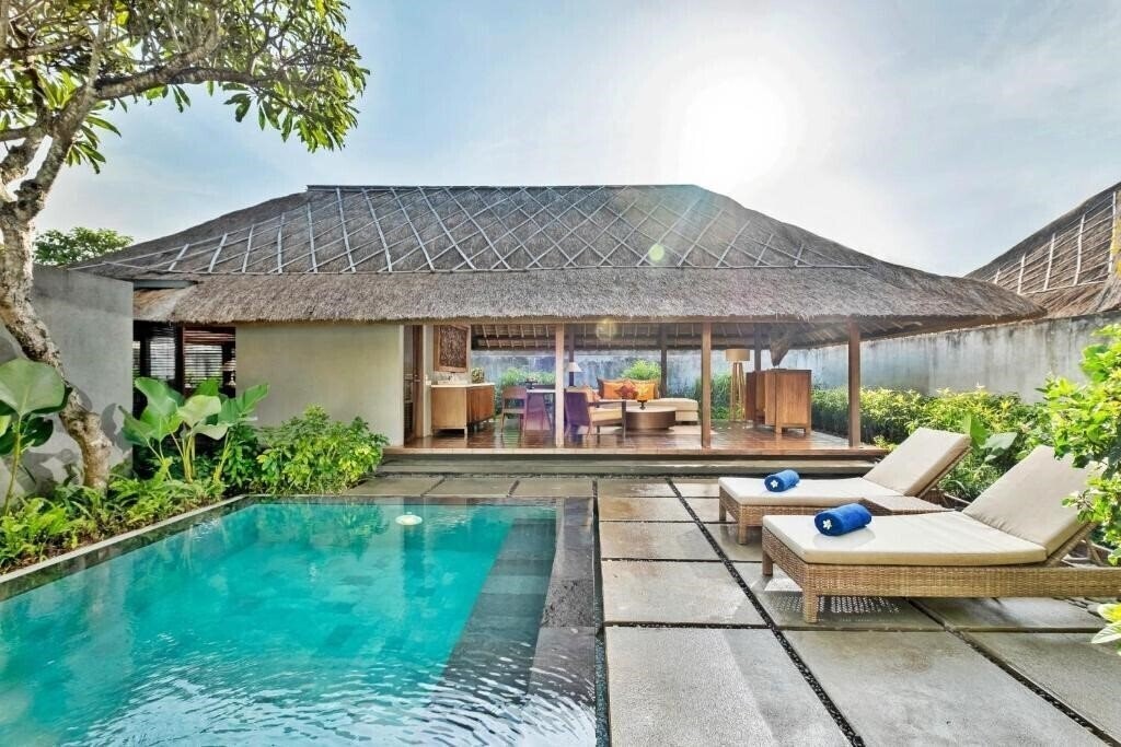 Готель Mayaloka Villas Seminyak 3*