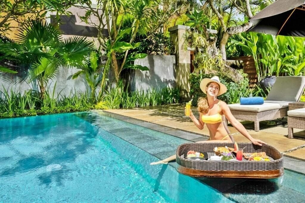 Зображення Mayaloka Villas Seminyak 3*