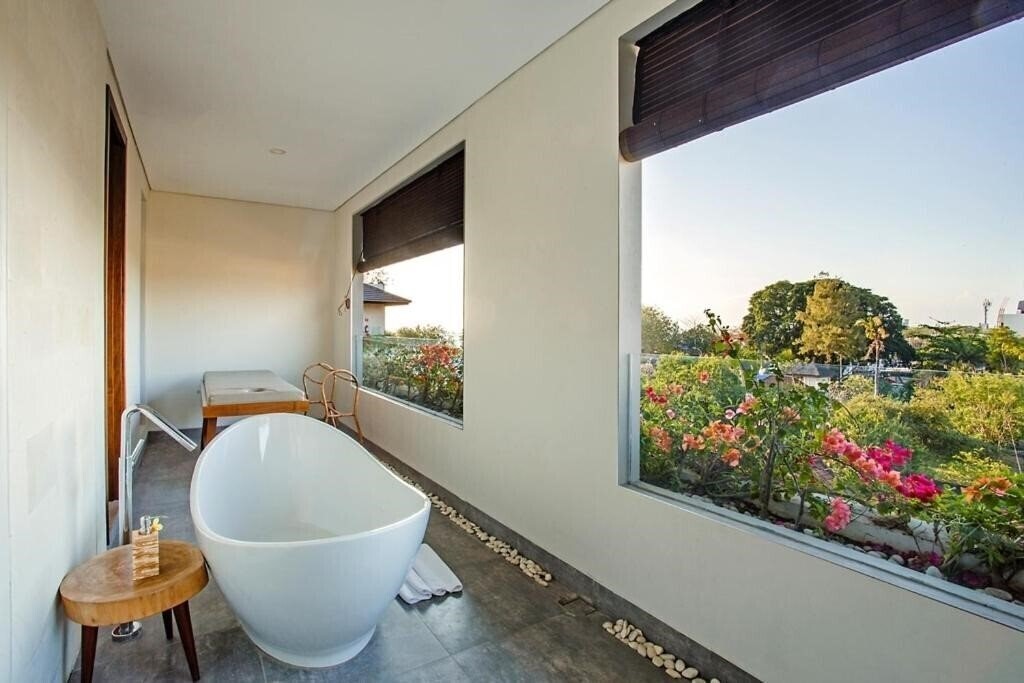 Фотографія Jimbaran Bay Beach Resort & SPA 4*