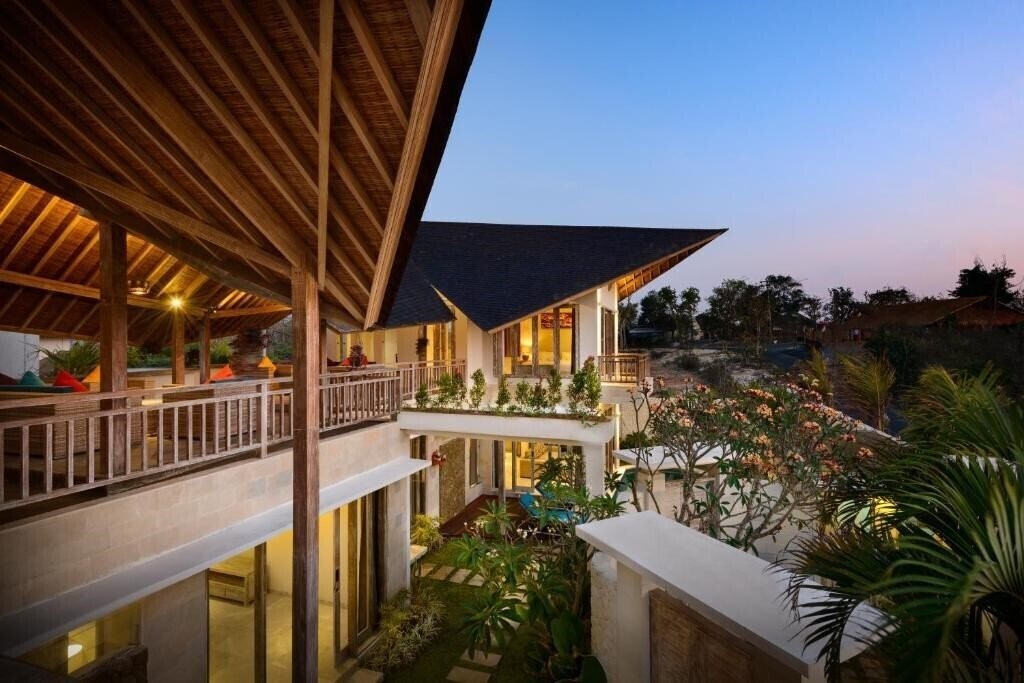 Отель Adinda Balangan Beach Villa 4*