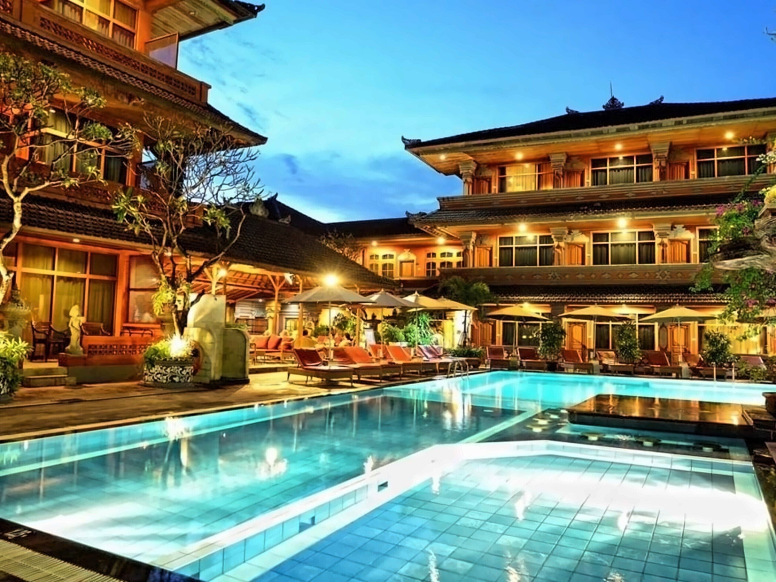 Фото Wina Holiday Villa Kuta Bali 3*