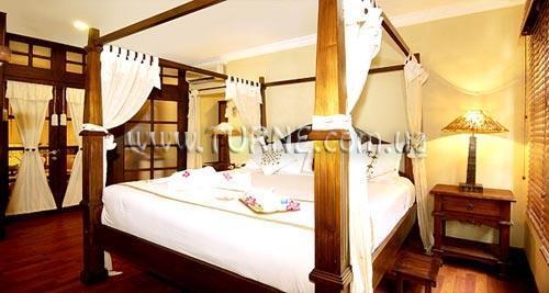 Готель Jayakarta 3*