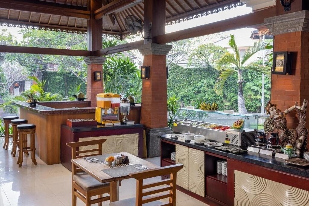 Изображение Adi Dharma Hotel 3*