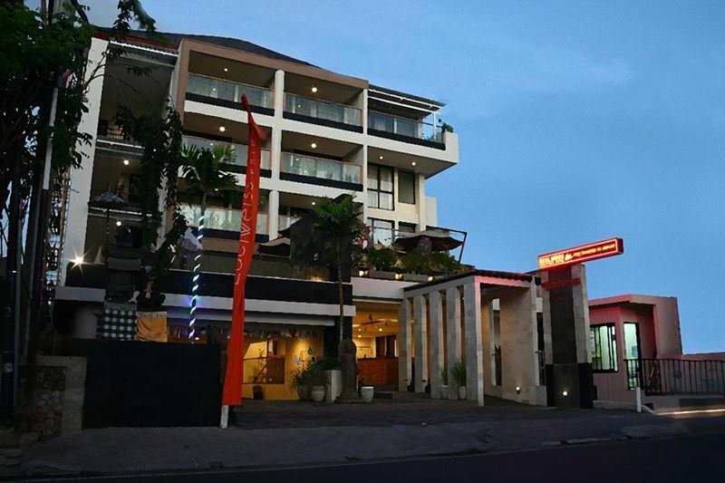 Отель Edelweiss Boutique Hotel Bali 3*