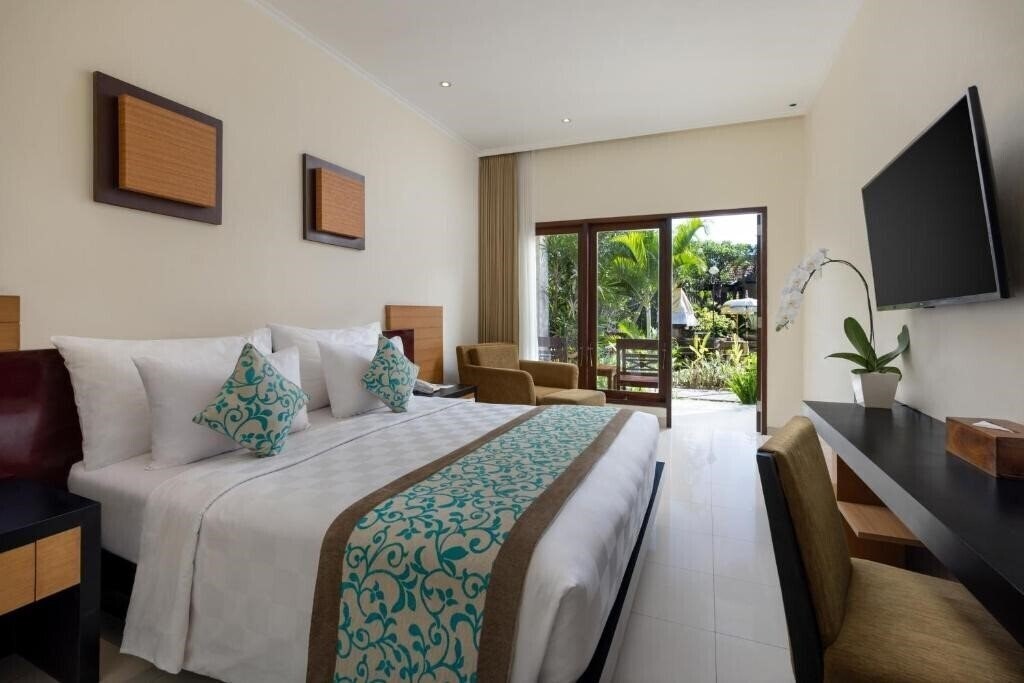 Изображение Adhi Jaya Hotel 4*