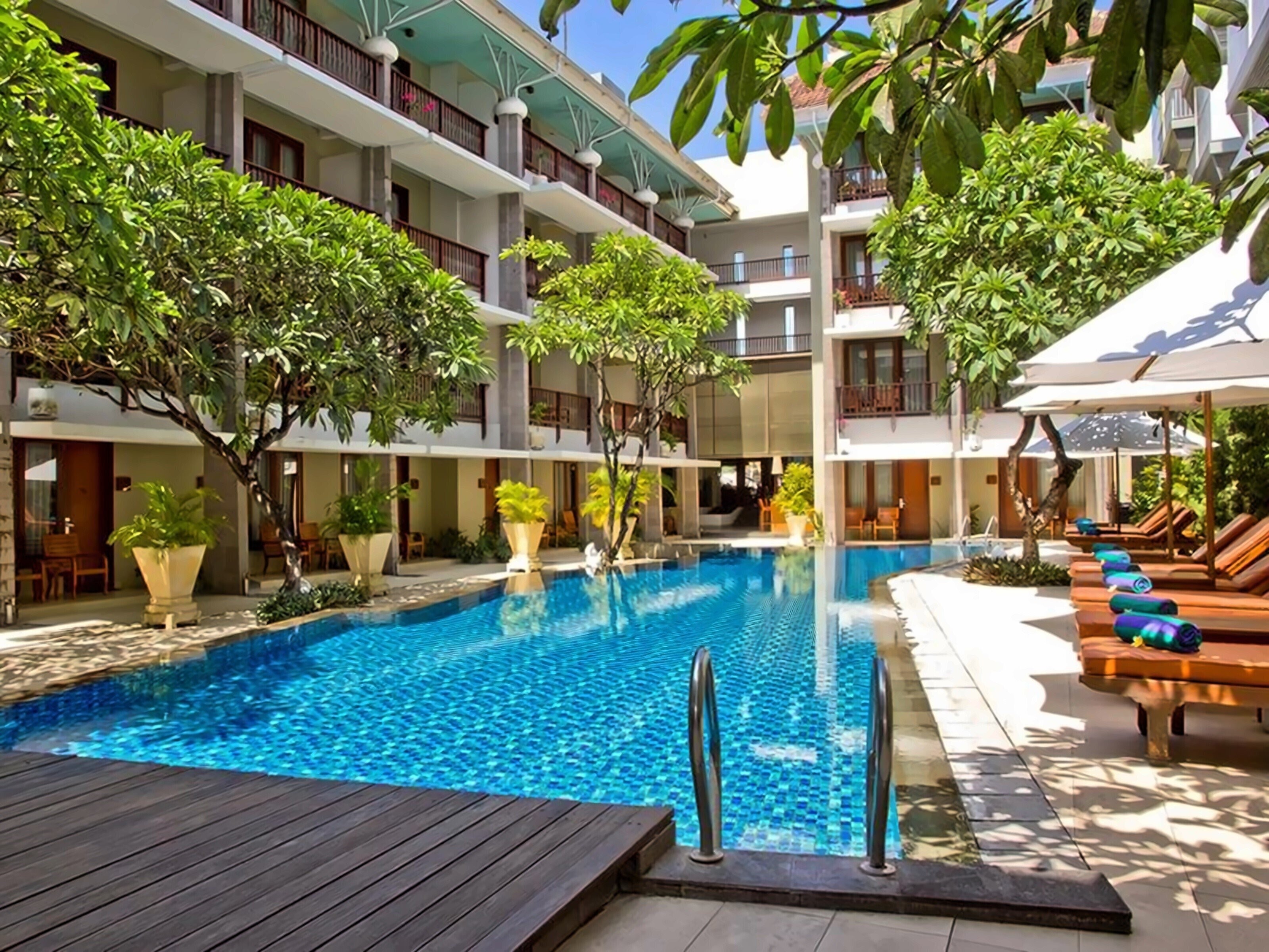 Фотографія The Rani Tuban 3*
