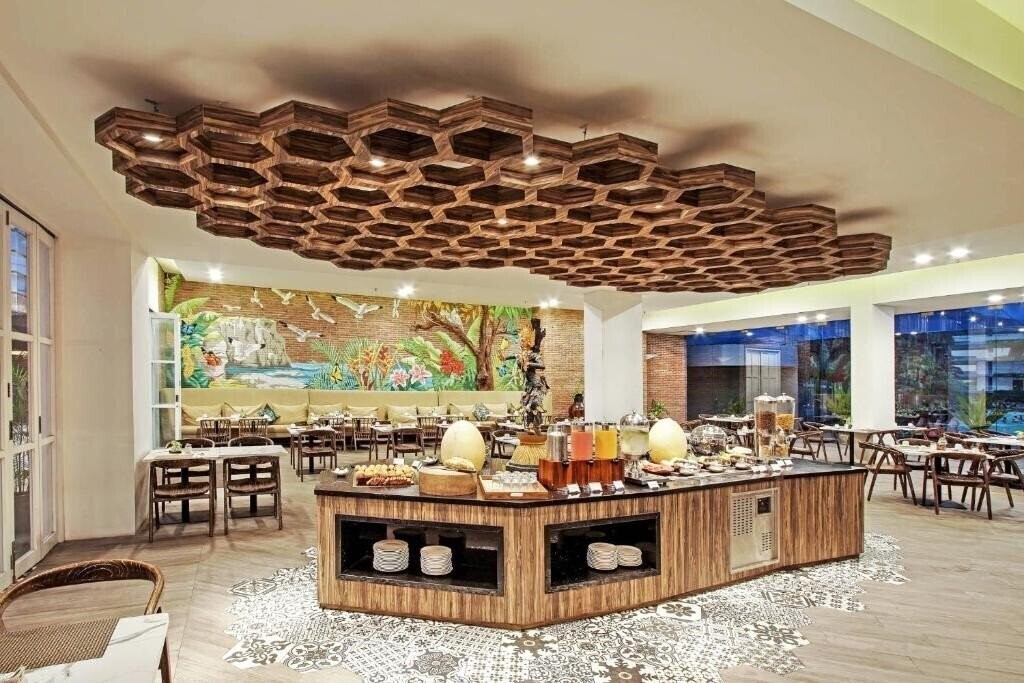 Фото Wyndham Garden Kuta Beach Bali 4*