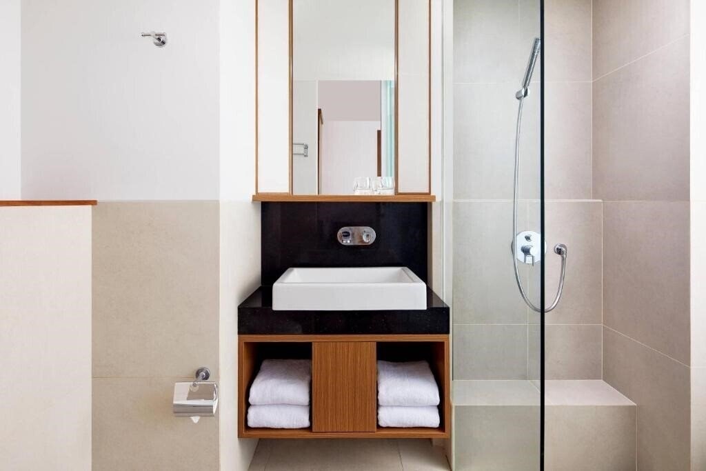 Фото Fairfield by Marriott Bali Kuta Sunset Road 4*