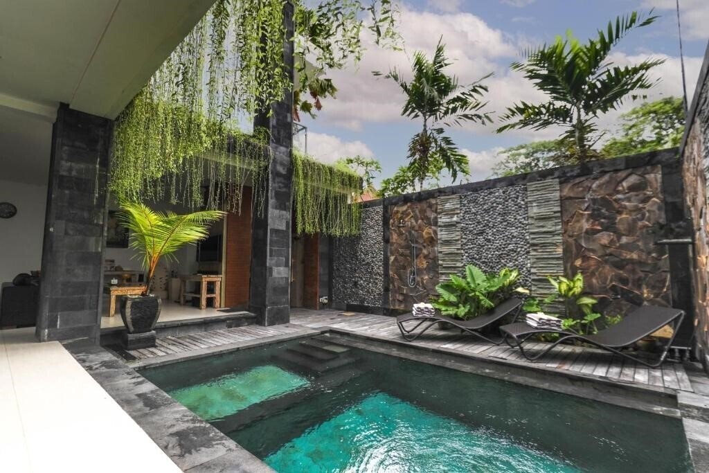 Готель Puri Bagus Villa Legian Kuta 3*