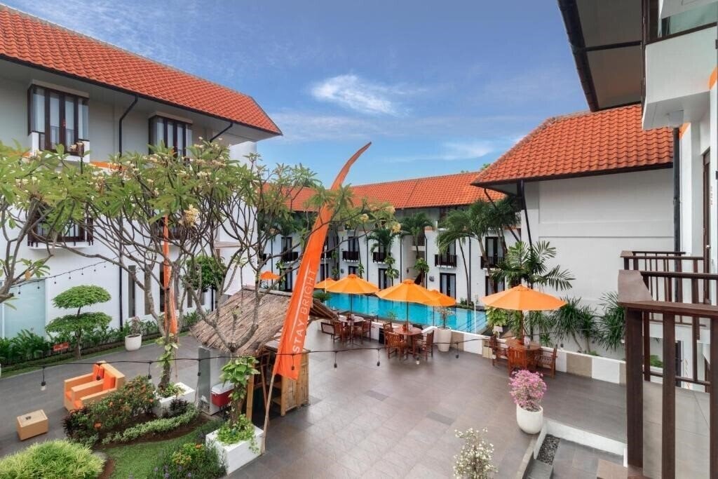 Отель Harris Hotel Tuban Bali 4*