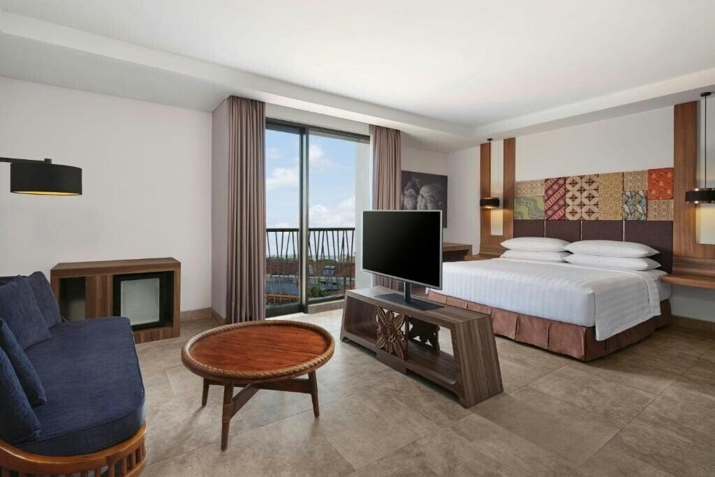 Готель Fairfield by Marriott Bali South Kuta 4*