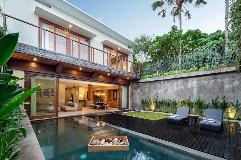 Изображение Kolila Villa Seminyak + 4*