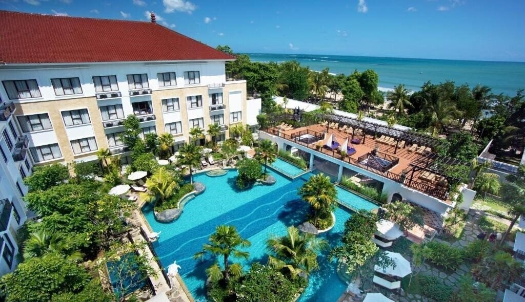 Отель Grand Inna Kuta 4*