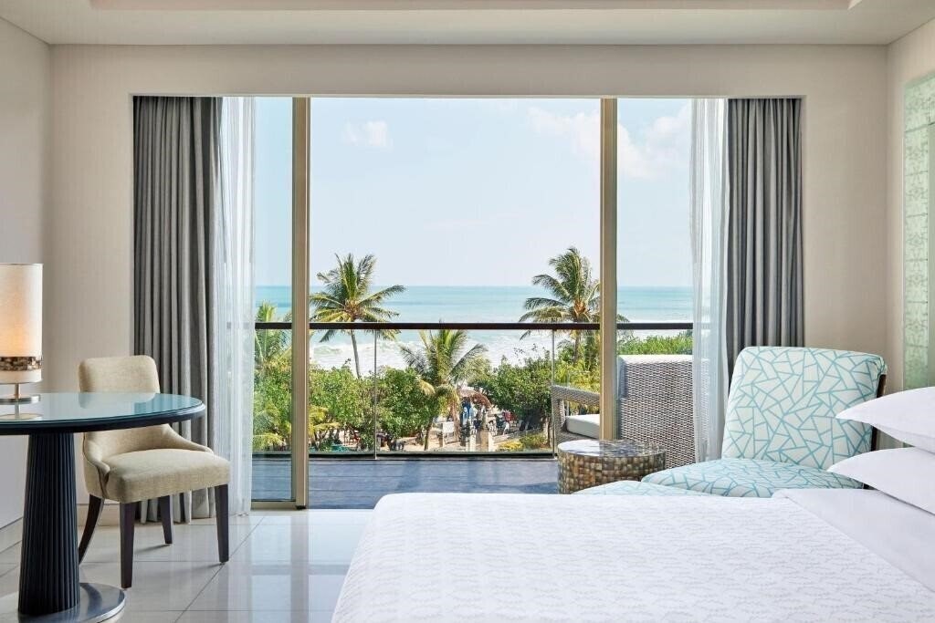 Фото Sheraton Bali Kuta Resort 4*