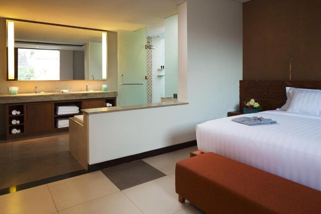 Фотография Sun Island Hotel & SPA Legian 4*
