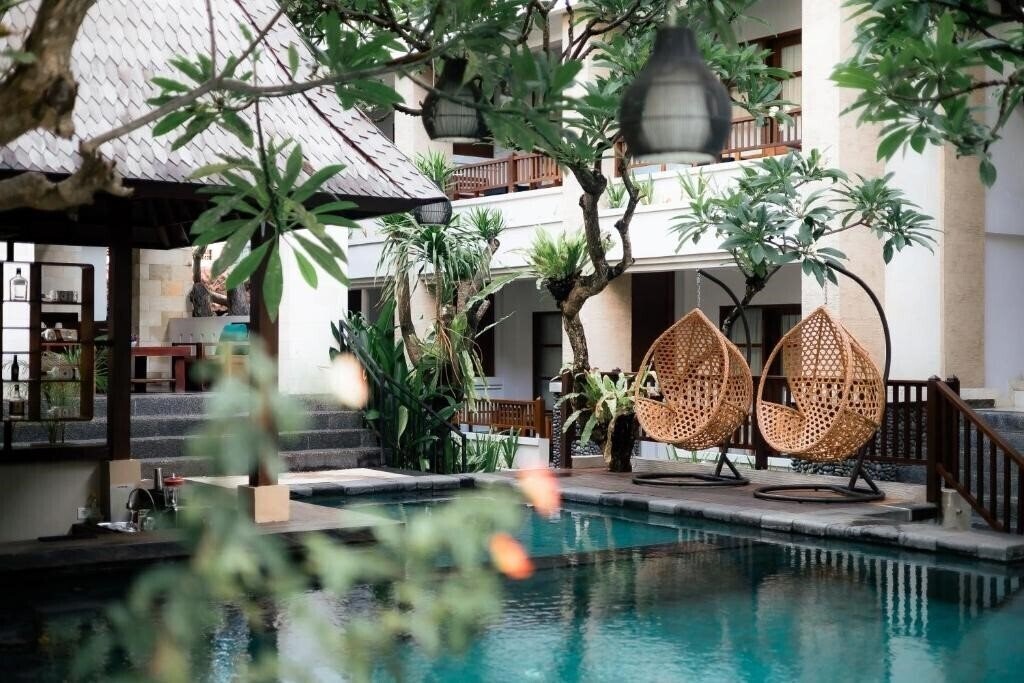 Картинка Fourteen Roses Beach Hotel 3*