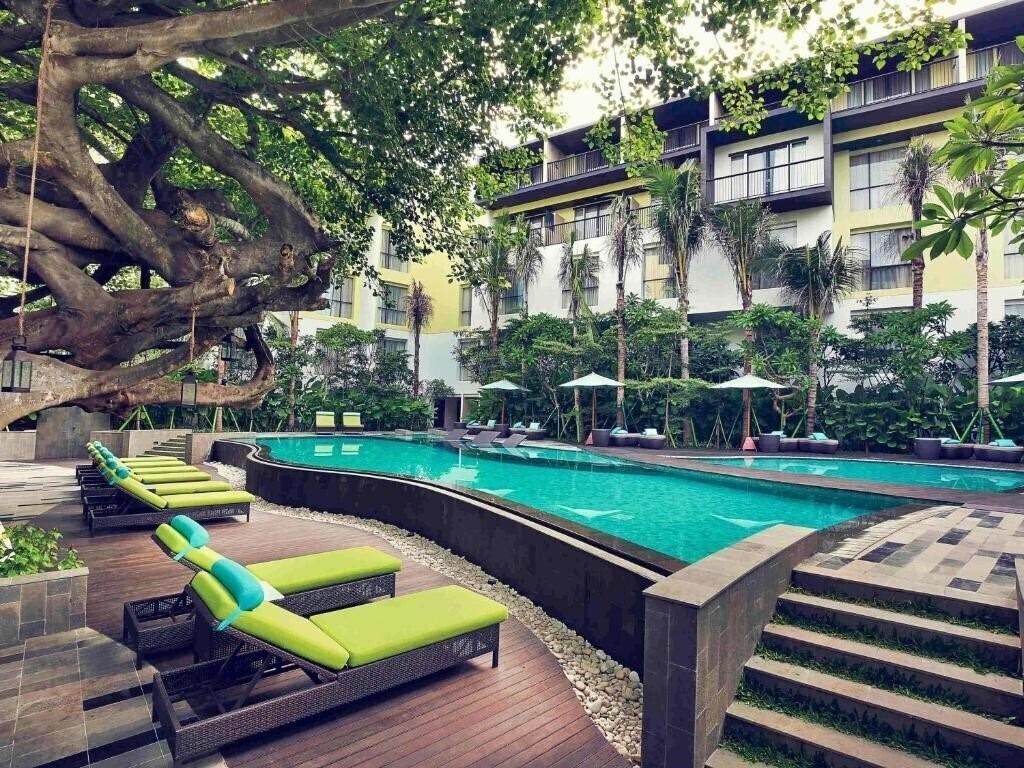 Готель Mercure Bali Legian 4*