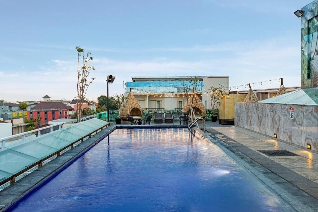 Отель Boss Legian Hotel 3*