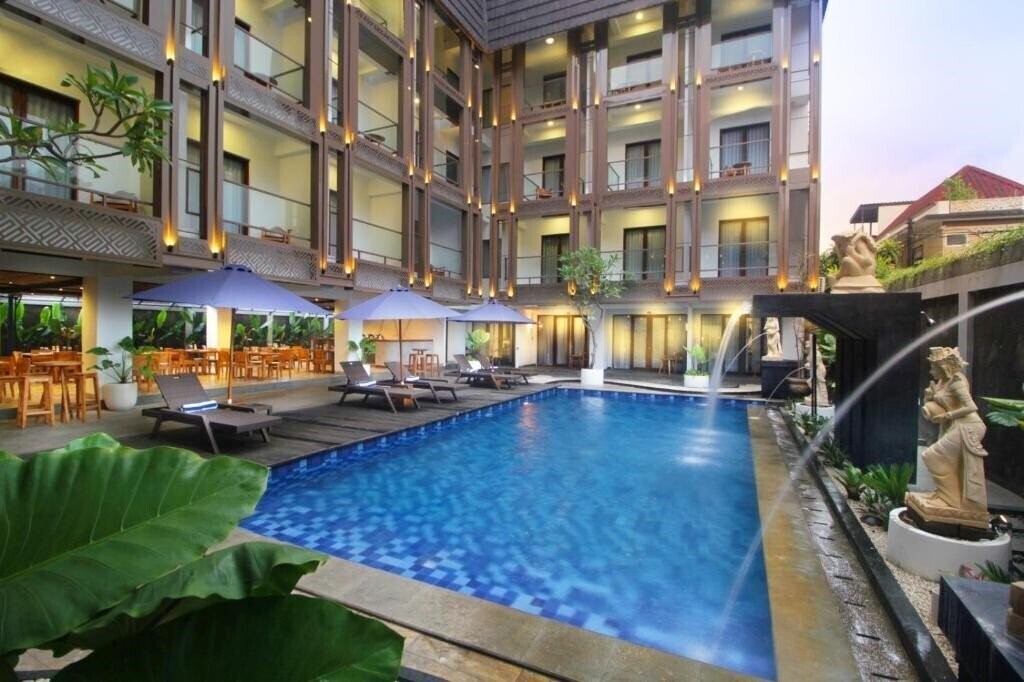 Фотография Nadi Hotel Legian 3*
