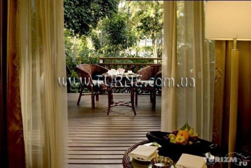 Отель Sheraton Senggigi Beach Resort 5*