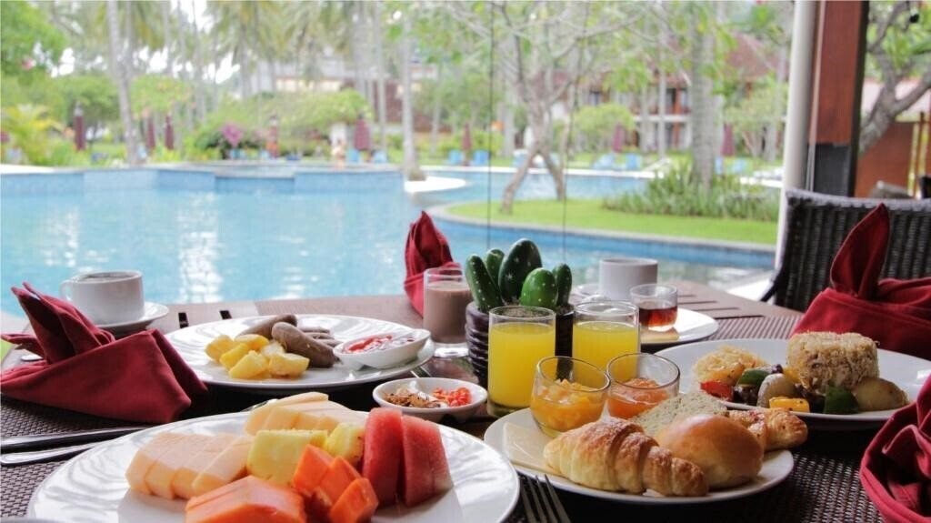 Картинка Holiday Resort Lombok 4*