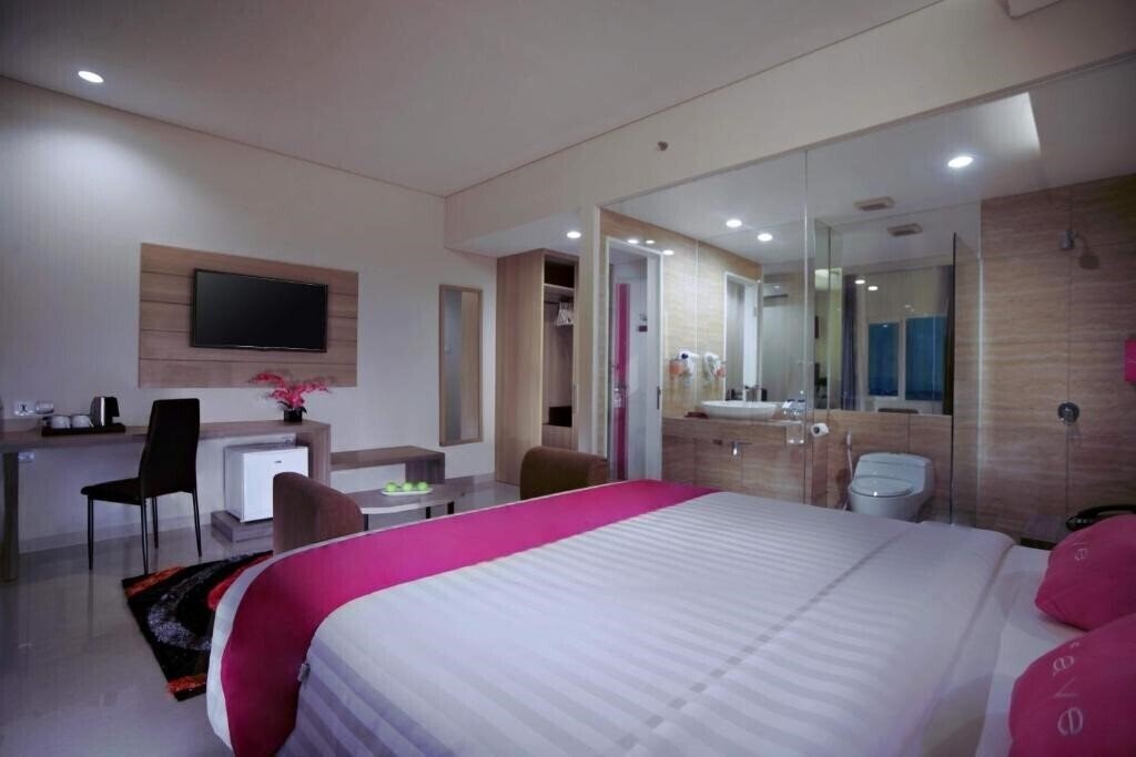 Отель Favehotel Langko Mataram-Lombok 3*